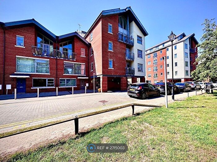 1 Bedroom Flat To Rent In Rotary Way, Colchester, CO3