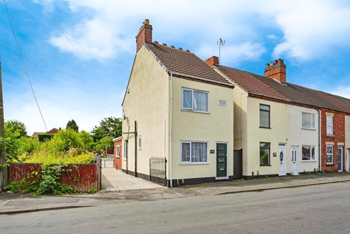 3 Bedroom Detached House For Sale In Wilnecote Lane, Tamworth, Staffordshire, B77