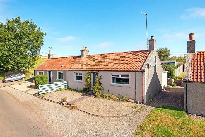2 Bedroom Semi-detached Bungalow For Sale In Rossie Cottages, Auchtermuchty, KY14