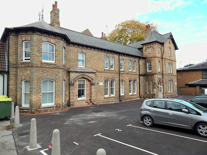 Studio To Rent In College House, Grammar School Walk, Huntingdon, Cambridgeshire, PE29