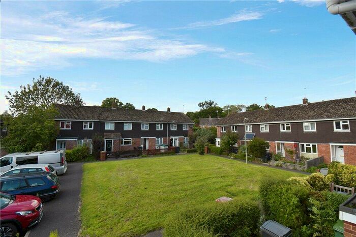 3 Bedroom End Of Terrace House For Sale In Gurnays Mead, West Wellow, Romsey, Hampshire, SO51