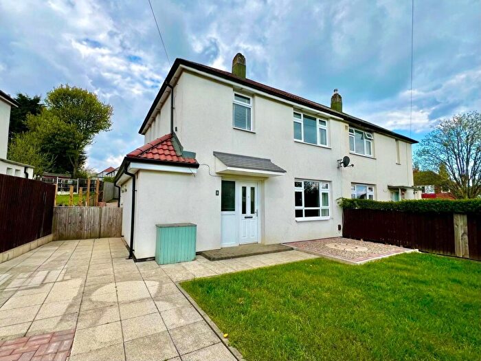 3 Bedroom Semi-Detached House For Sale In Luttrell Place, Leeds, West Yorkshire, LS16