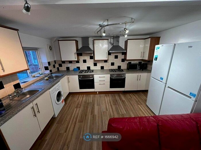 6 Bedroom Detached House To Rent In City Road, Cardiff, CF24