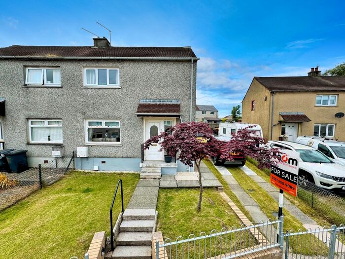 2 Bedroom Semi-Detached House For Sale In Borestone Avenue, Kilbirnie, KA25