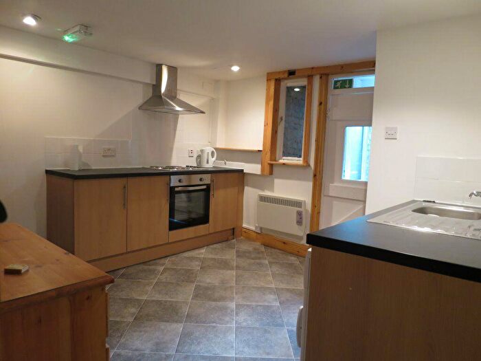 1 Bedroom Flat To Rent In Bullingdon Road, OX4