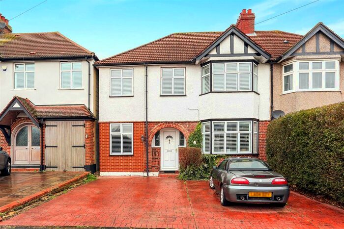 5 Bedroom Semi Detached House For Sale In Hilbert Road, Cheam, SM3