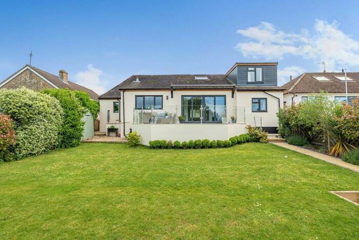 5 Bedroom Detached House For Sale In Field Lane, Cam, Dursley, GL11