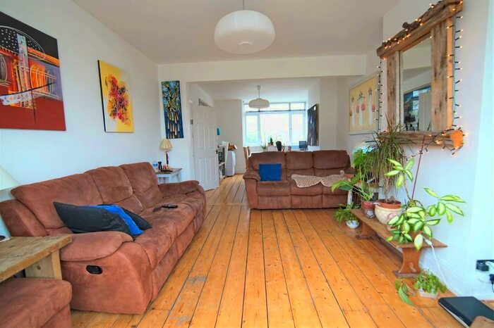 3 Bedroom Semi-Detached House To Rent In Radley Road, Fishponds, Bristol, BS16