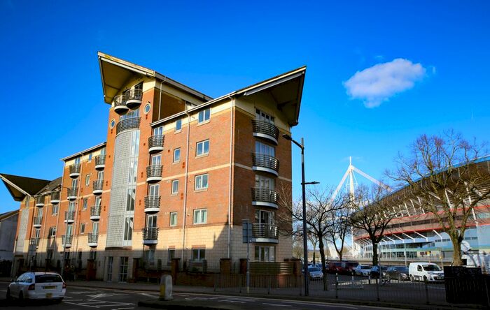 1 Bedroom Flat To Rent In Millenium View, Fitzhamon Embankment, Cardiff, CF11