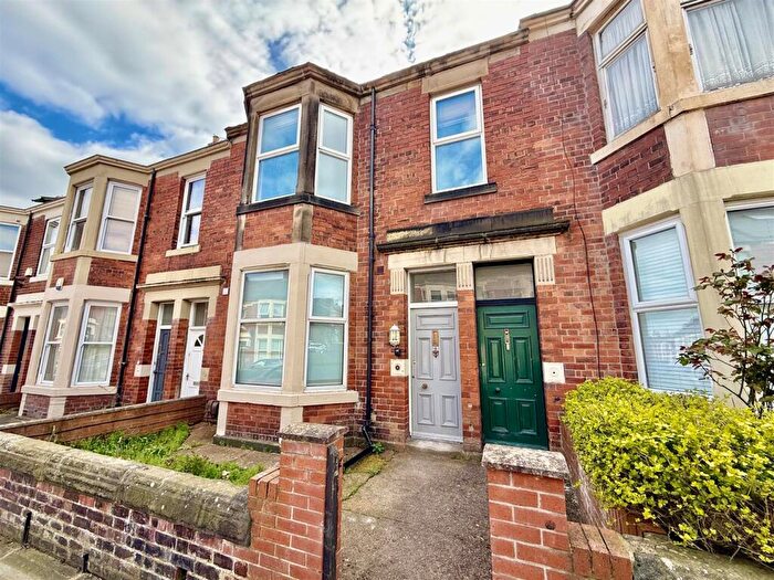 2 Bedroom Apartment To Rent In Warton Terrace, Heaton, Newcastle Upon Tyne, NE6