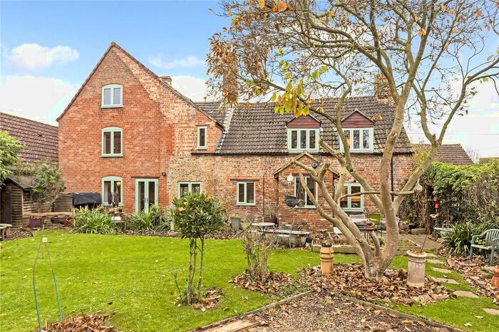 4 Bedroom Detached House For Sale In Ryalls Lane, Cambridge, Gloucester, Gloucestershire GL2