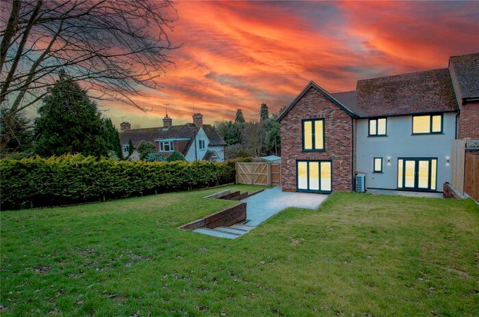 4 Bedroom End Of Terrace House For Sale In Whitwell Road, St. Pauls Walden, Hitchin, Hertfordshire, SG4