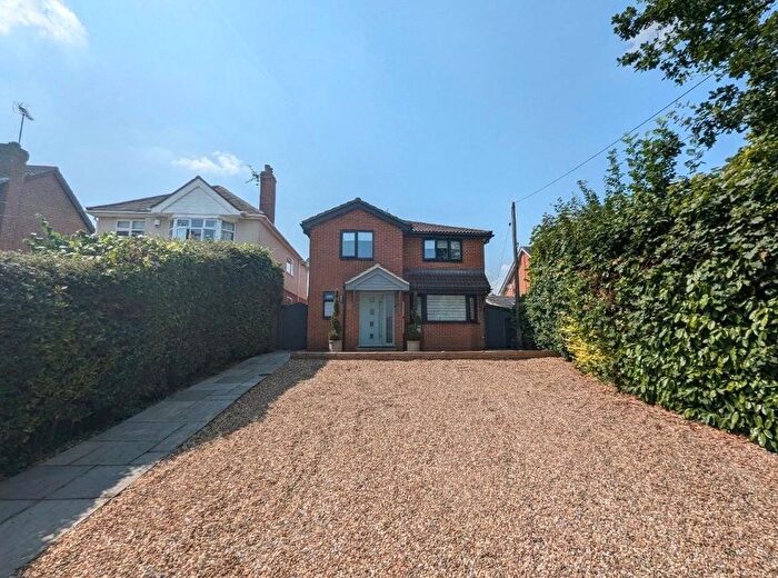 4 Bedroom Detached House For Sale In Basingstoke Road, Spencers Wood, Reading, RG7