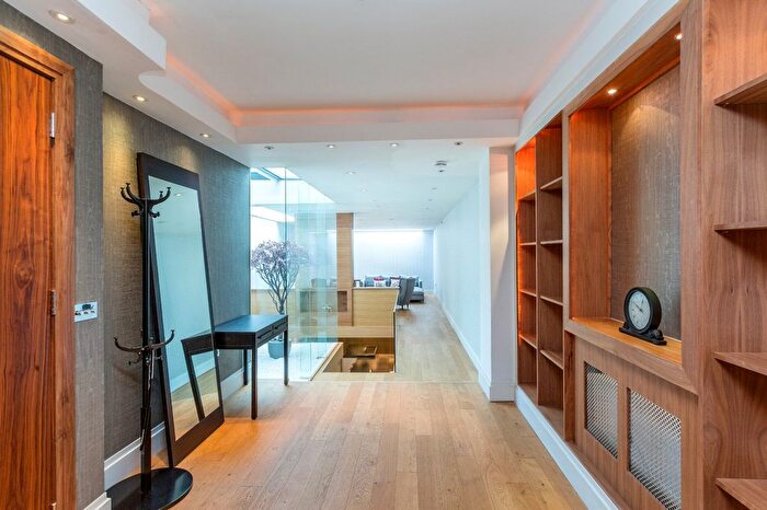 4 Bedroom Terraced House For Sale In Horseferry Road, London, SW1P