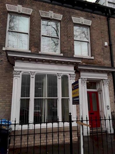 2 Bedroom Flat To Rent In Boulevard, Hull, HU3