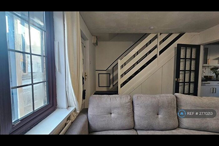 2 Bedroom Semi Detached House To Rent In Meteor Court, Cardiff, CF24