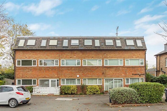 2 Bedroom Flat For Sale In Burnt Ash Hill, Lee, SE12