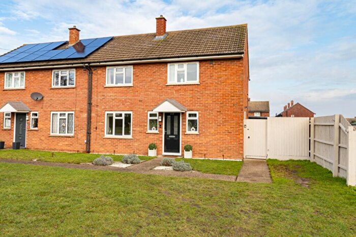 3 Bedroom Semi-Detached House For Sale In Elm Road, Upper Marham, King's Lynn, Norfolk, PE33