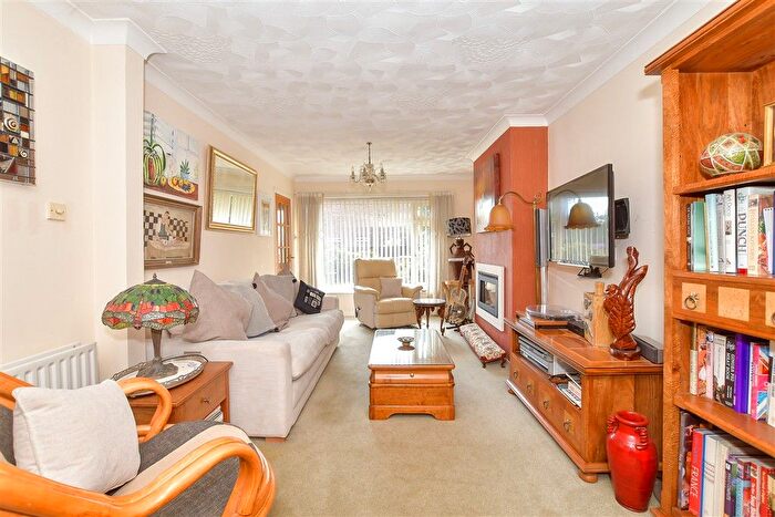 3 Bedroom Semi-Detached House For Sale In Trosnant Road, Havant, Hampshire, PO9