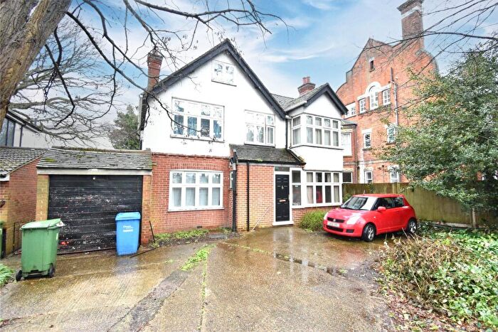 1 Bedroom Detached House To Rent In Farnborough Road, Farnborough, Hampshire, GU14