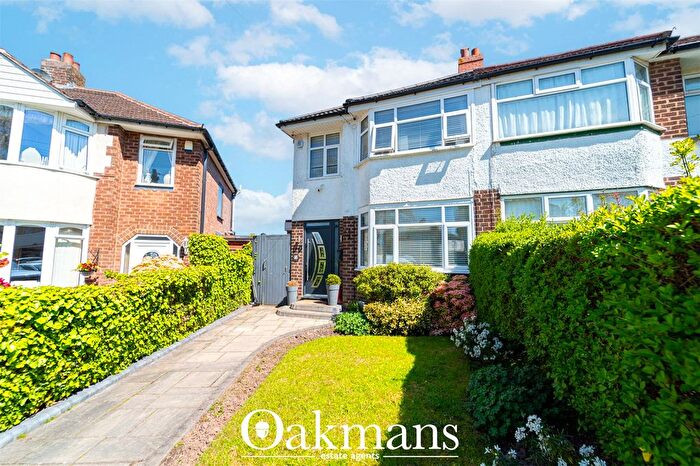 3 Bedroom Semi-Detached House For Sale In Haldon Grove, Birmingham, West Midlands, B31