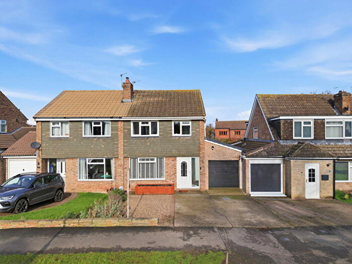 3 Bedroom Semi Detached House For Sale In St Giles Way, Cropwell Bishop, Nottingham, NG12