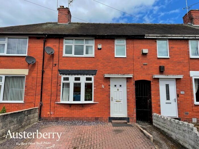 2 Bedroom Town House To Rent In Lyme Road, Meir, Stoke-On-Trent, ST3