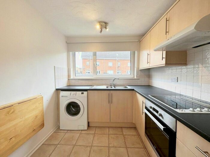 1 Bedroom Flat To Rent In Mile End Road, Mile End, E1