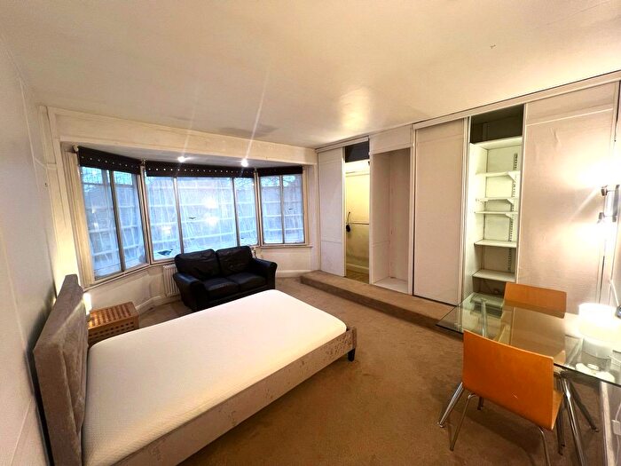 Studio To Rent In Clarence Avenue, London, SW4