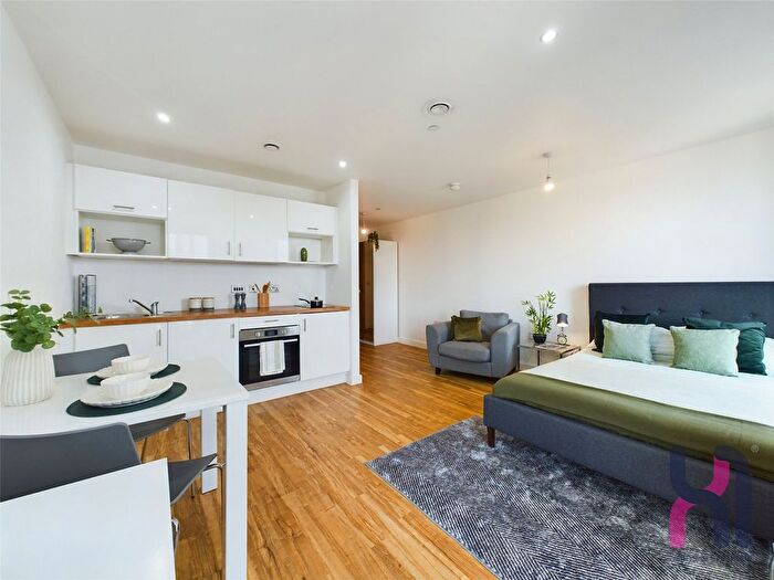 Studio To Rent In Media City, Michigan Point Tower B, Michigan Avenue, Salford, M50