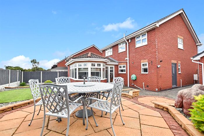 4 Bedroom Detached House For Sale In Berse Gardens, Berse Road, Caego, LL11