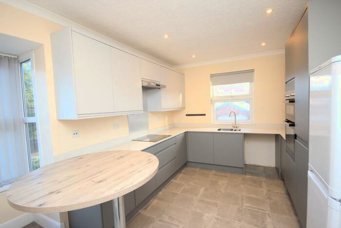 3 Bedroom Apartment To Rent In High Street, Flitwick, MK45