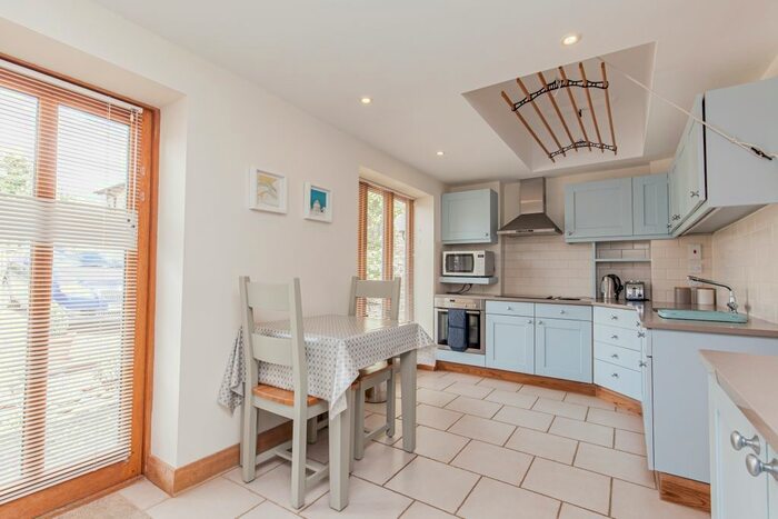 1 Bedroom Flat To Rent In Elsfield, Oxford, OX3