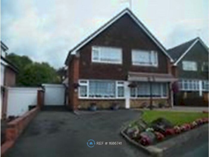 2 Bedroom Semi-Detached House To Rent In Corbyn Road, Dudley, DY1