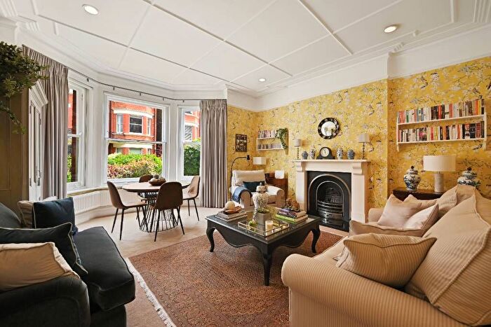 3 Bedroom Flat For Sale In Antrim Road, Belsize Park, Camden, NW3