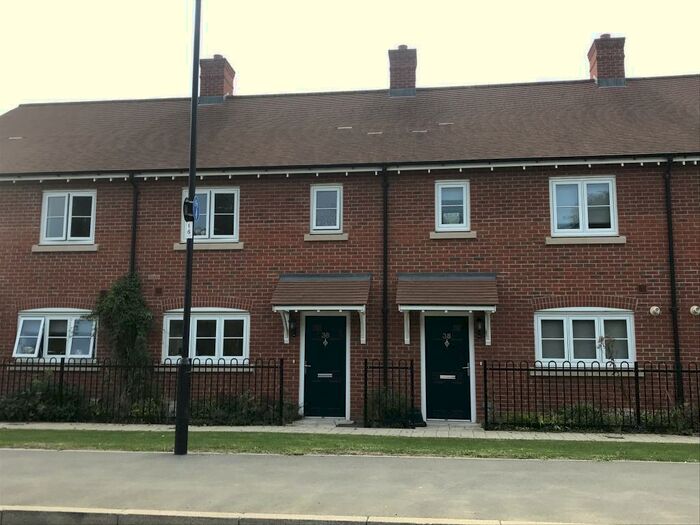 3 Bedroom House To Rent In Houghton Avenue, Waterlooville, PO7