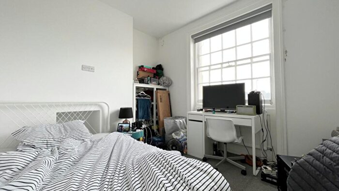 1 Bedroom House Of Multiple Occupation To Rent In Brunsiwck Place, Brighton, East Sussex, BN3