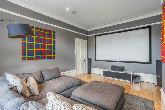 5 Bedroom Semi-Detached House To Rent In Iffley Road, Oxford, OX4