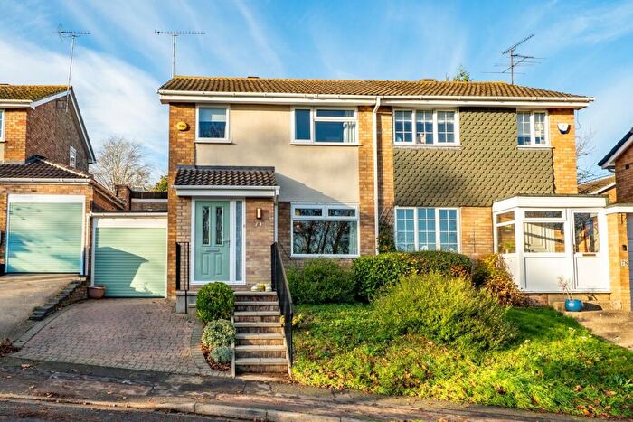 3 Bedroom Semi Detached House For Sale In Himley Green, Leighton Buzzard, LU7