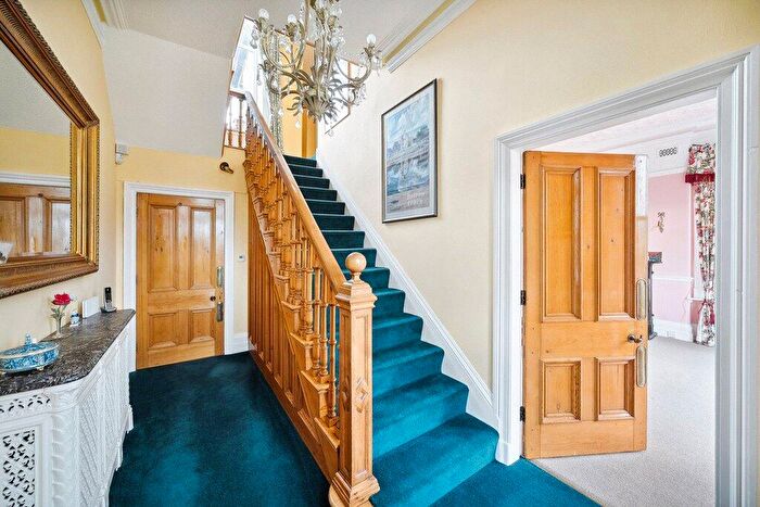 5 Bedroom Detached House For Sale In Riversleigh, Elm Grove, Silsden, Keighley, West Yorkshire, BD20
