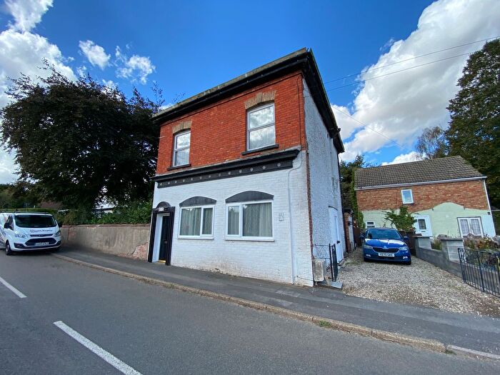 3 Bedroom Detached House To Rent In High Street, Gainsborough, DN21