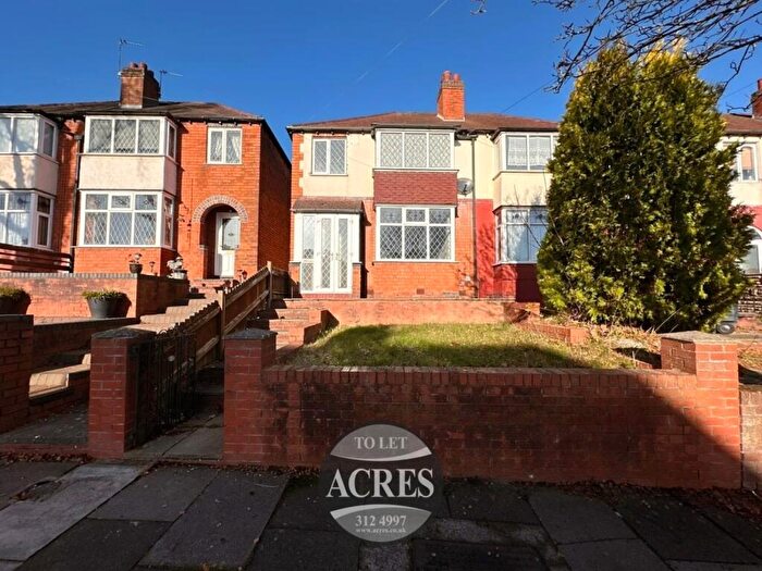 3 Bedroom Semi Detached House To Rent In Thetford Road, Birmingham, West Midlands, B42