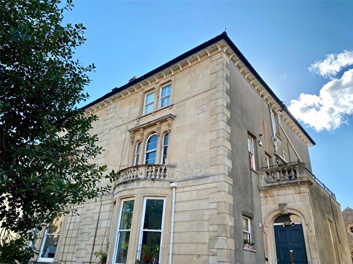 2 Bedroom Apartment For Sale In Oakland Road, Bristol, BS6