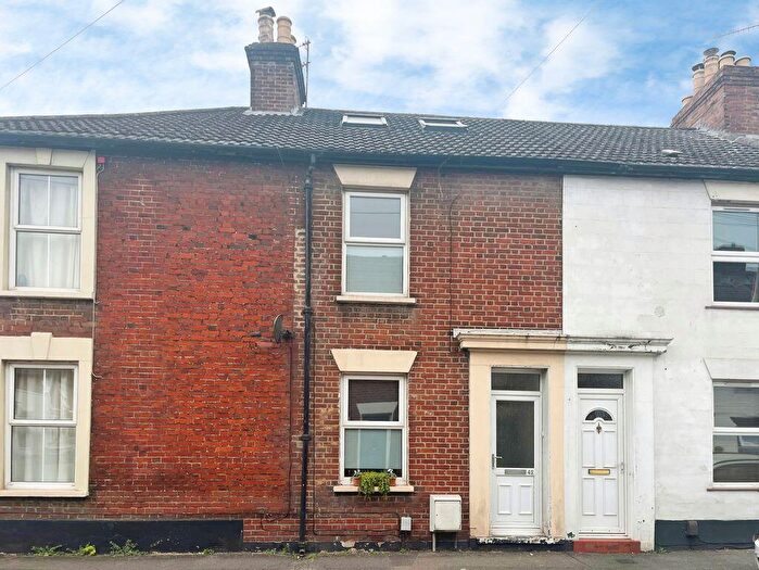 3 Bedroom Terraced House For Sale In Meadow Road, Salisbury ** Video Tour **, SP2