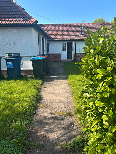 1 Bedroom Flat To Rent In Irons Lane, CH3