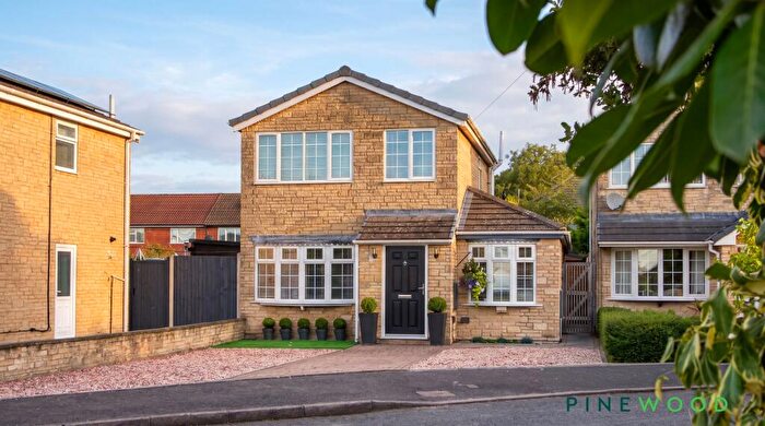 5 Bedroom Detached House For Sale In New Street, Whitwell, S80