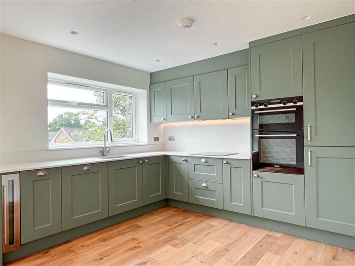 2 Bedroom Flat For Sale In Mulgrave Road, SM2