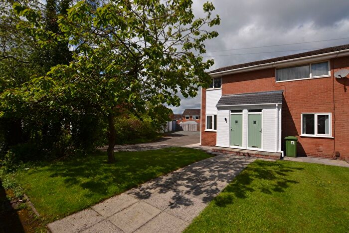 2 Bedroom Flat To Rent In Chester Close, Little Lever, Bolton, BL3