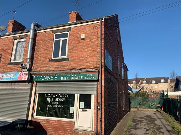 3 Bedroom Flat To Rent In Church Street, Jump, Barnsley, S74