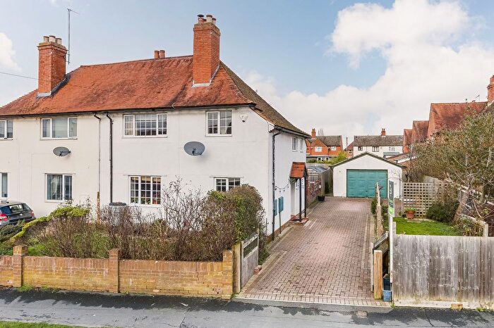 4 Bedroom Semi Detached House For Sale In Kynaston Road, Didcot, OX11